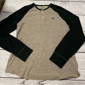 American Eagle Men’s Large Long Sleeve Top Like New